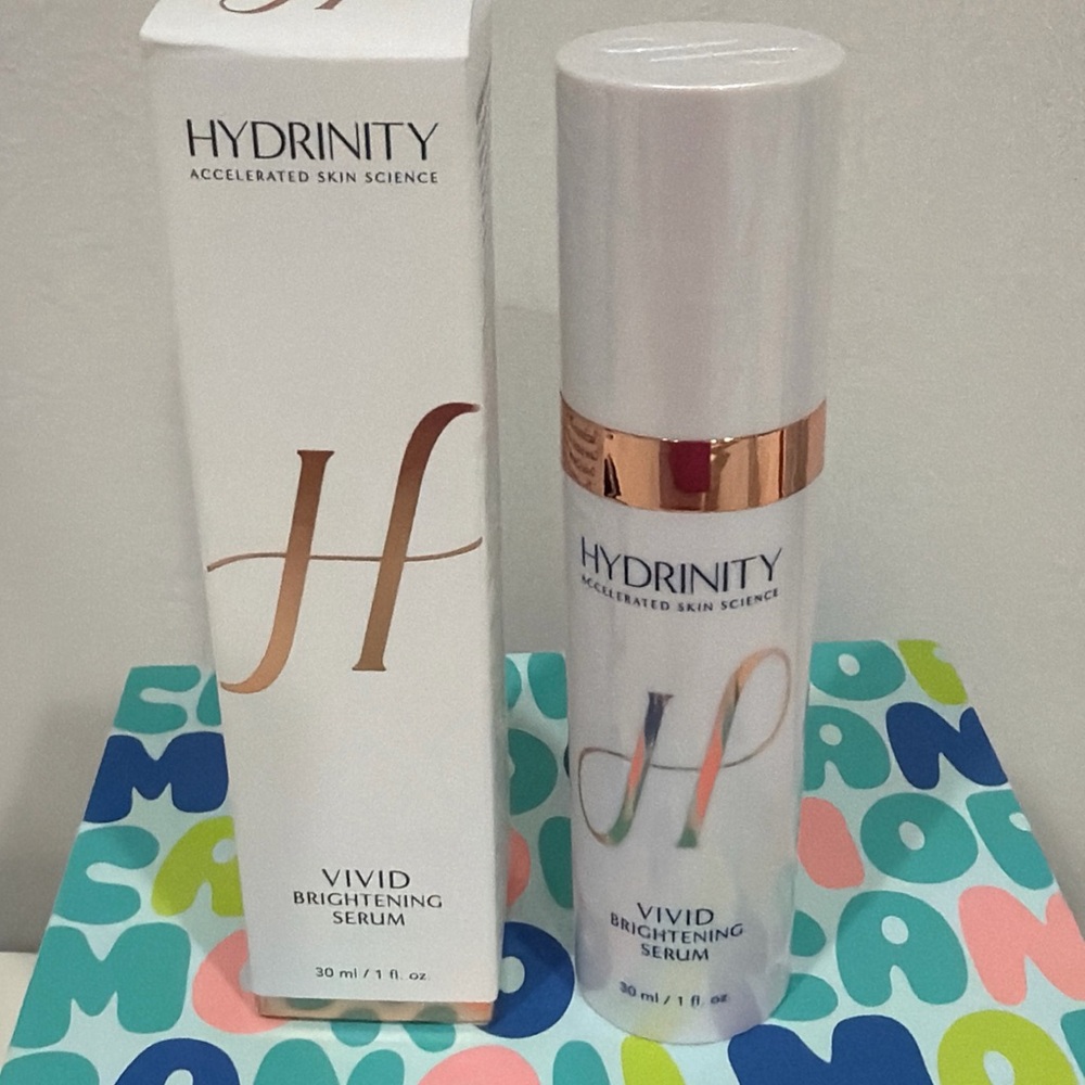 Hydrinity Vivid Brightening Serum 30
Ml / 1 fl oz new in 📦